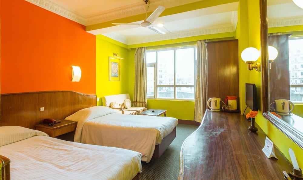 Harati Manor Inn Kathmandu Exteriör bild