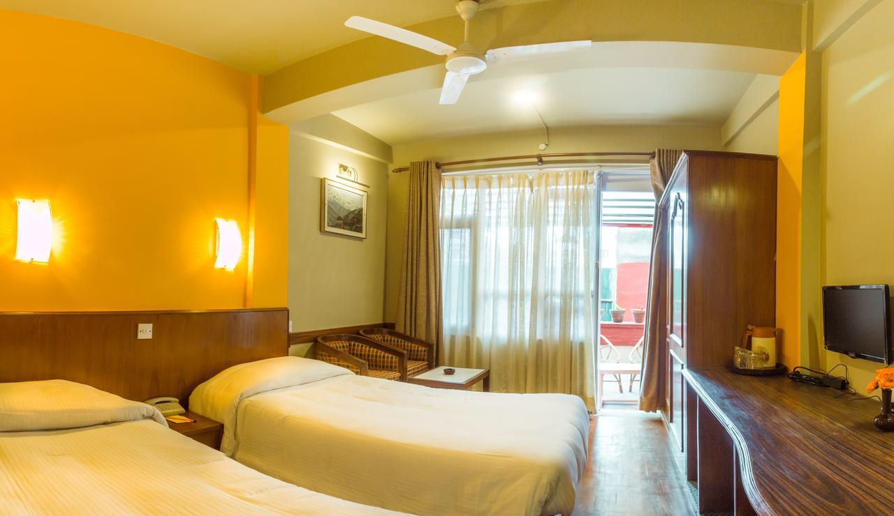 Harati Manor Inn Kathmandu Exteriör bild