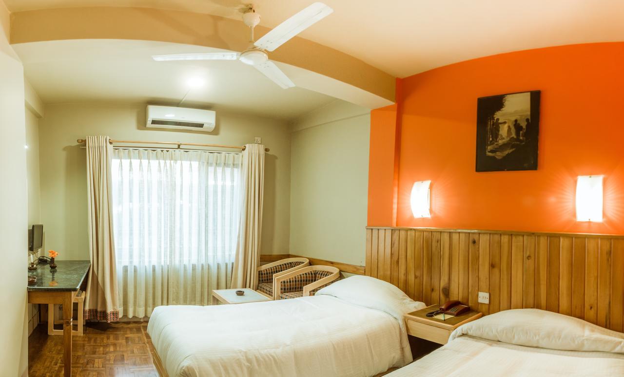Harati Manor Inn Kathmandu Exteriör bild