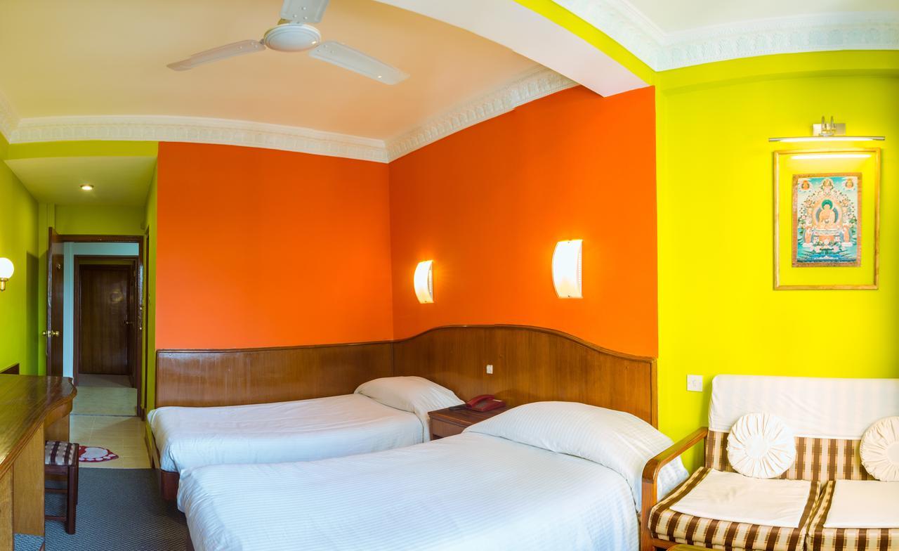 Harati Manor Inn Kathmandu Exteriör bild