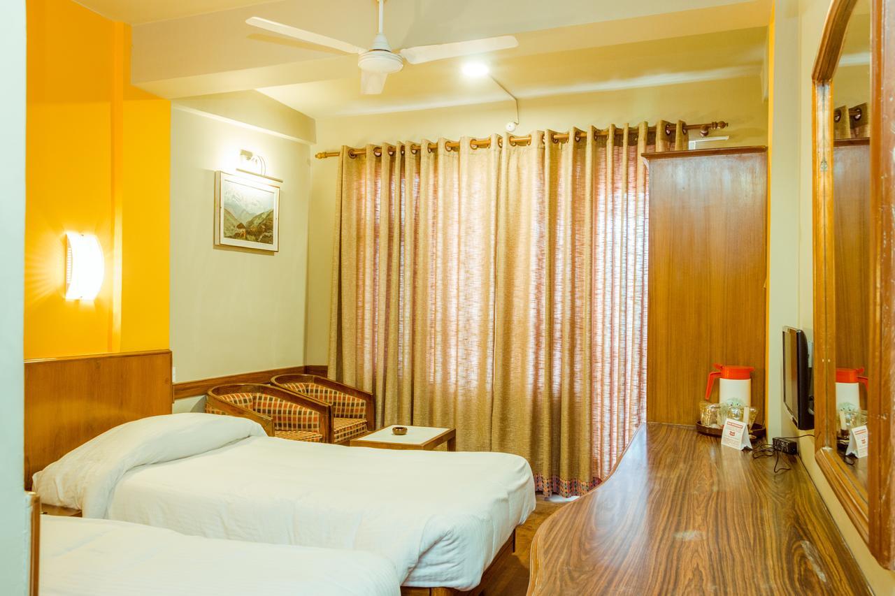 Harati Manor Inn Kathmandu Exteriör bild