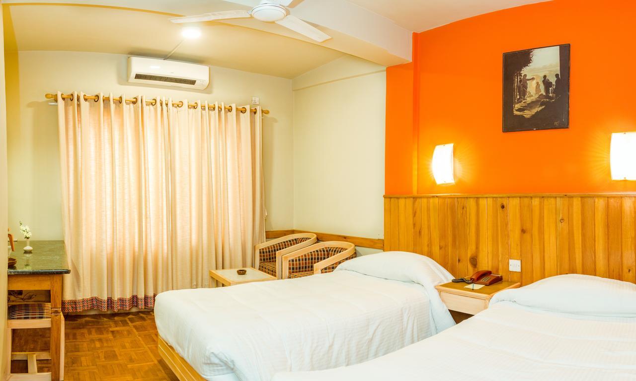 Harati Manor Inn Kathmandu Exteriör bild